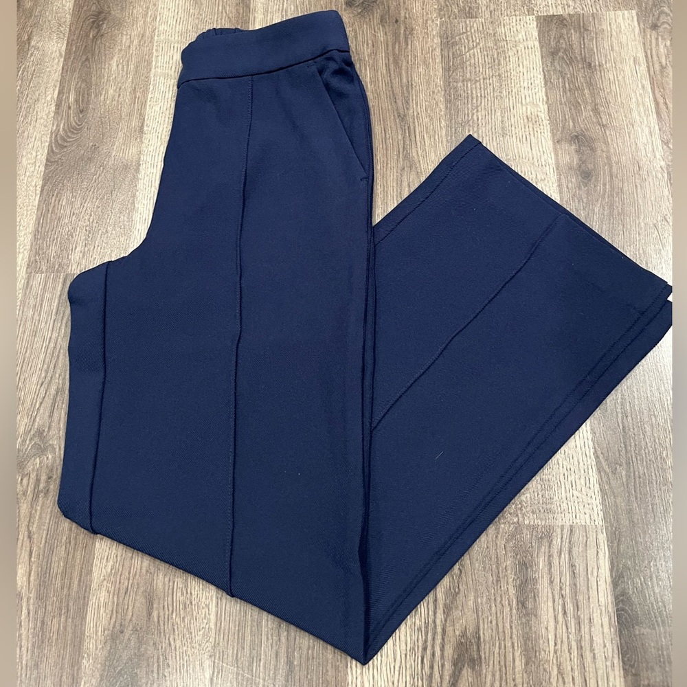 NWOT Isaac Mizrahi Forever Twill Pull On Trouser